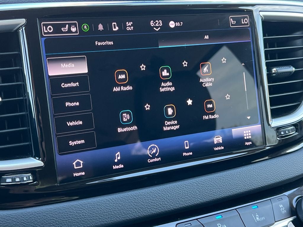 2024 Chrysler Pacifica Touring L
