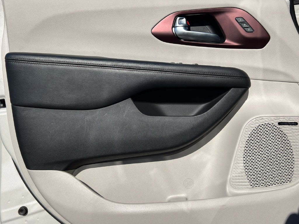 2019 Chrysler Pacifica Limited