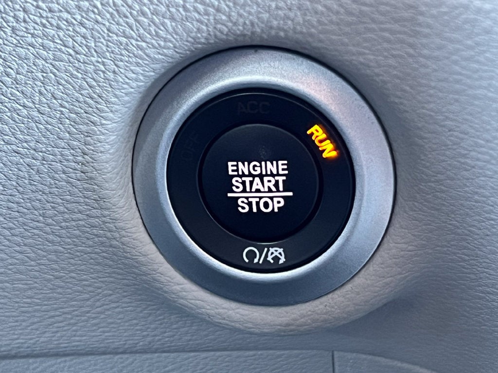 2023 Chrysler Pacifica Limited AWD