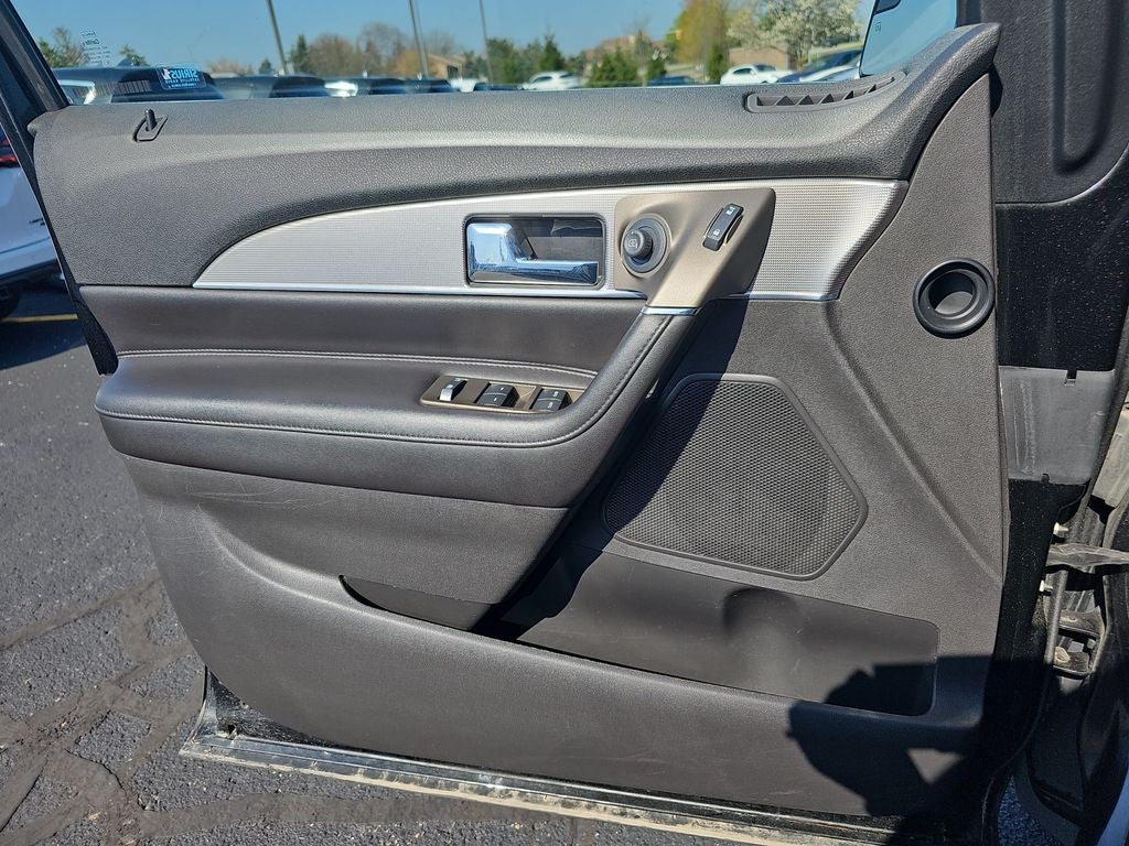 2013 Lincoln MKX Base