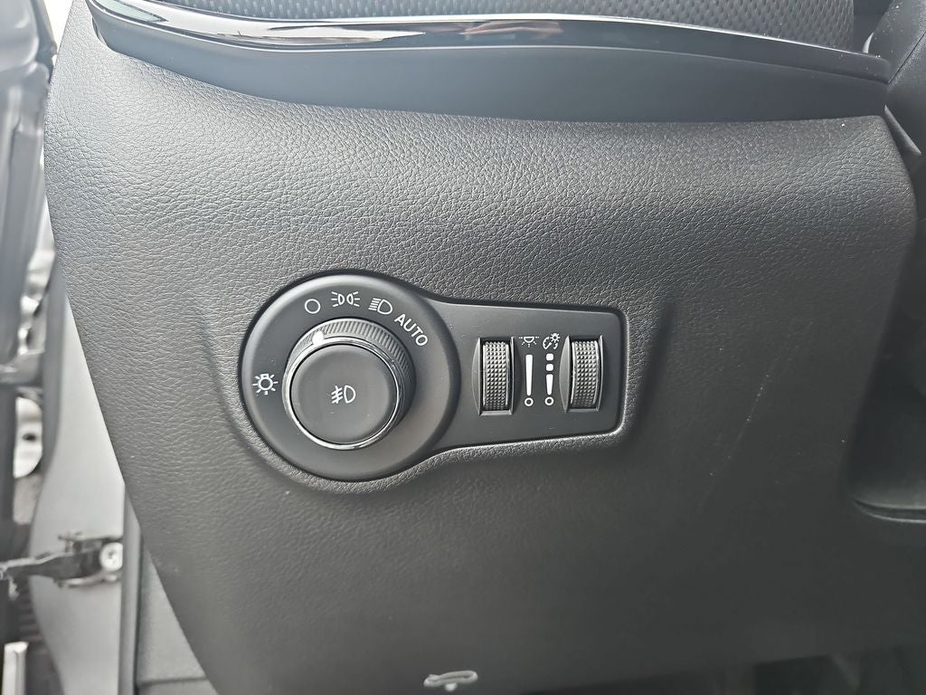 2023 Jeep Compass Altitude