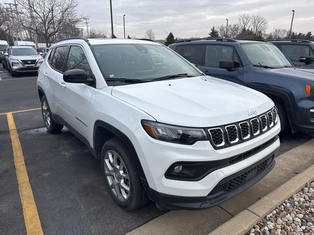 2024 Jeep Compass Latitude Lux