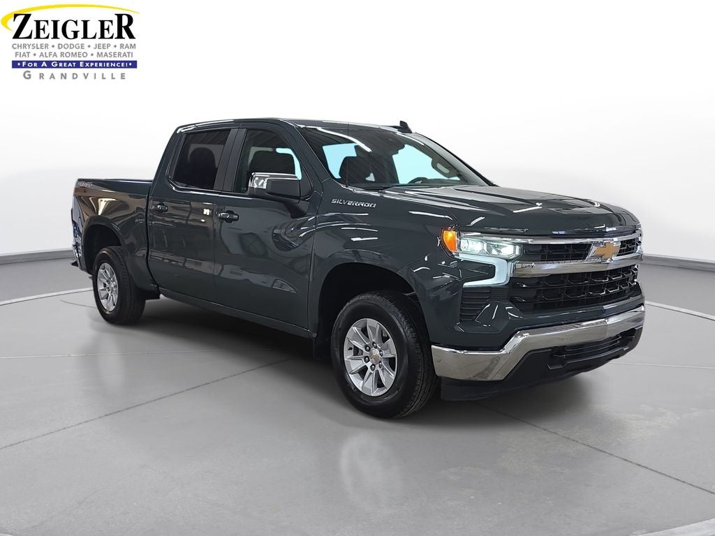 2025 Chevrolet Silverado 1500 LT LT1