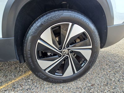 2025 Volkswagen Taos 1.5T SE