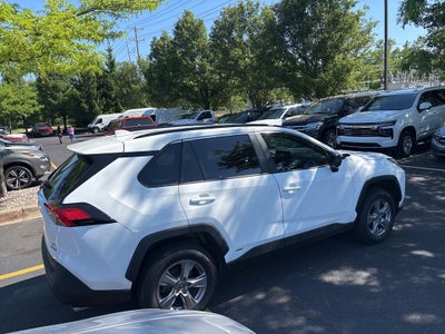 2022 Toyota RAV4 Hybrid LE