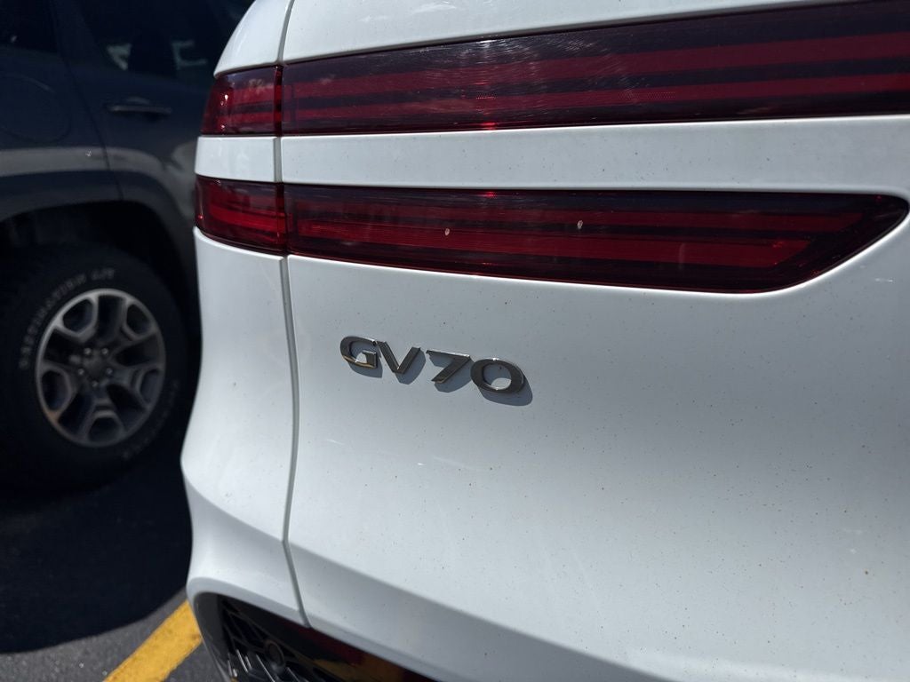 2025 Genesis GV70 2.5T