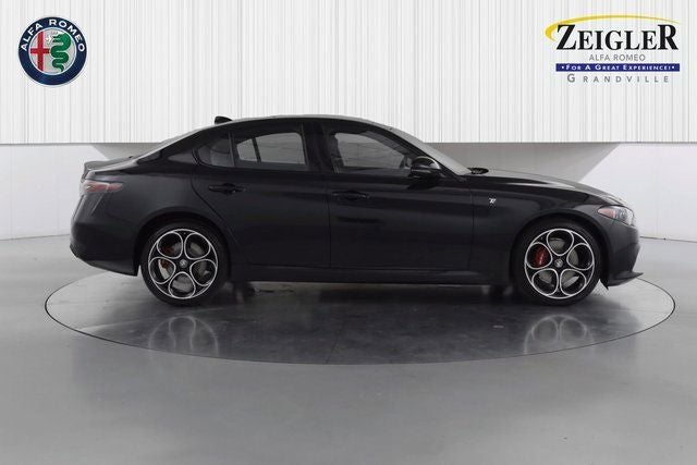 2024 Alfa Romeo Giulia Ti