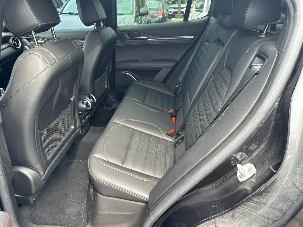 2023 Alfa Romeo Stelvio Veloce