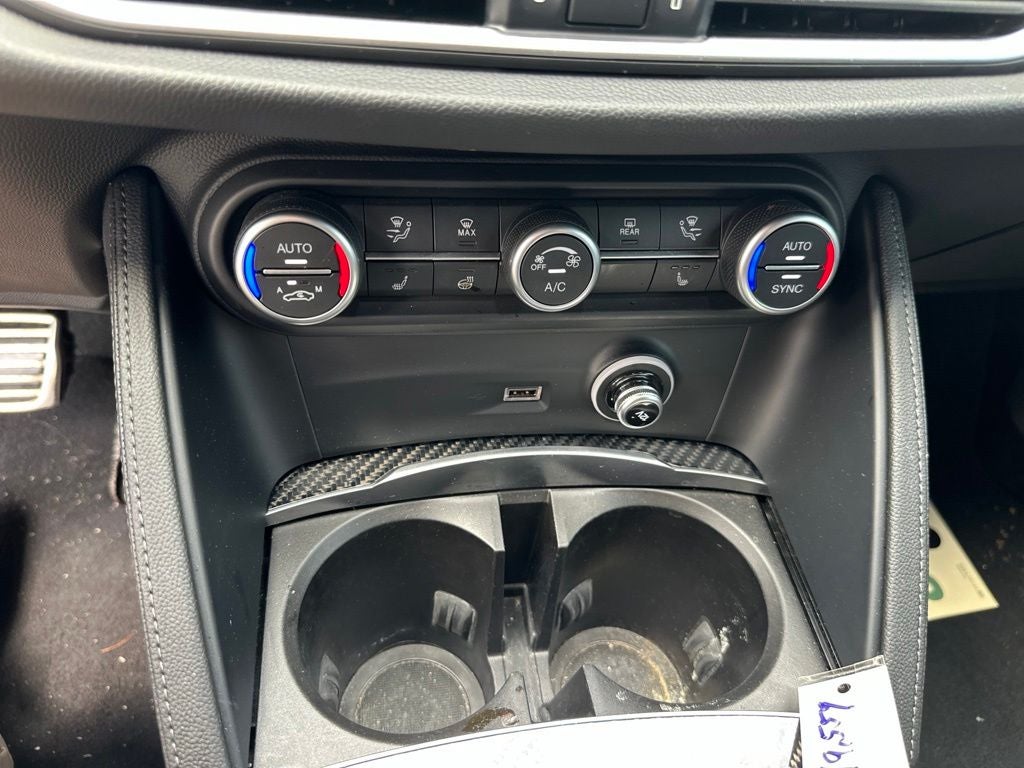 2023 Alfa Romeo Stelvio Veloce