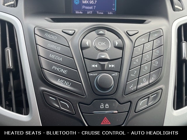 2014 Ford Focus SE LOW MILES