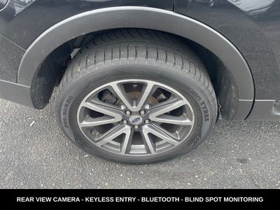 2015 Ford Explorer XLT SUPER CLEAN