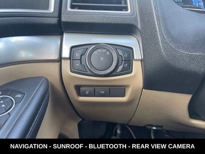 2017 Ford Explorer XLT SUPER CLEAN
