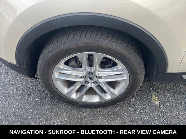2017 Ford Explorer XLT SUPER CLEAN