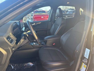 2023 Ford Escape ST-Line Select AWD