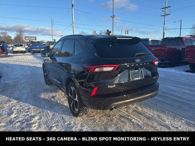 2023 Ford Escape ST-Line Select AWD