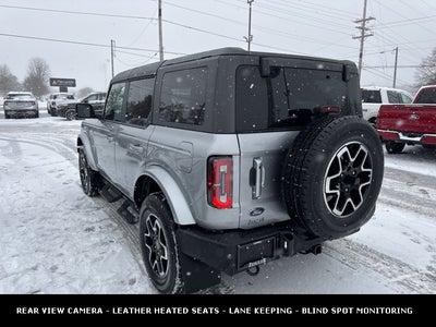 2023 Ford Bronco Outer Banks HARD TOP