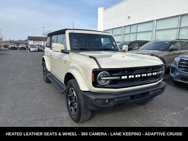2025 Ford Bronco Outer Banks SOFT TOP