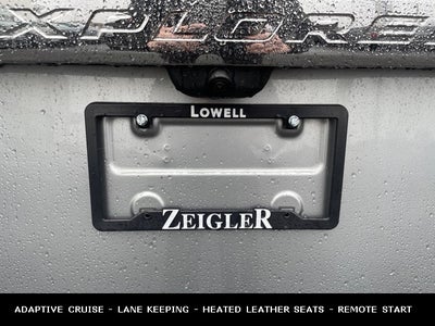 2023 Ford Explorer XLT TWIN PANEL MOONROOF