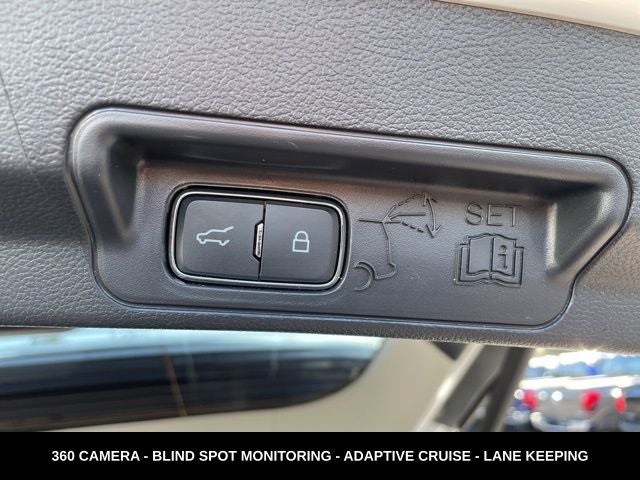 2025 Ford Explorer Active 4WD COMFORT PACK