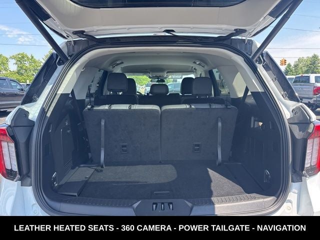 2025 Ford Explorer Active 4WD