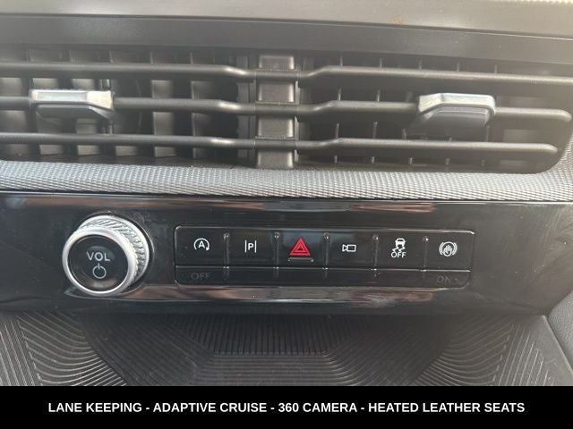 2025 Ford Explorer ST-Line 4WD