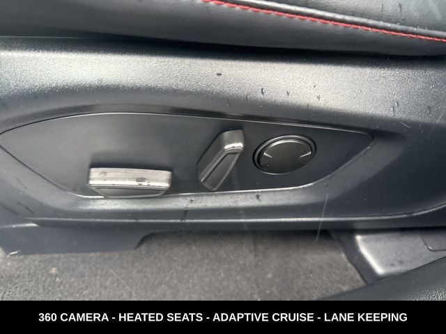 2025 Ford Explorer ST-Line 4WD