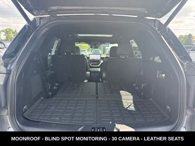 2025 Ford Explorer ST-Line 4WD MOONROOF
