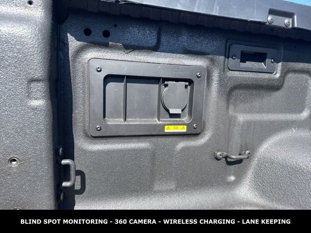 2025 Ford Ranger XLT BLACKOUT PACKAGE