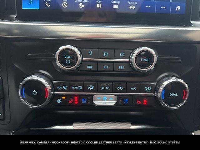 2023 Ford F-150 Lariat TWIN PANEL MOONROOF