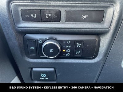 2023 Ford F-150 XLT TWIN PANEL MOONROOF