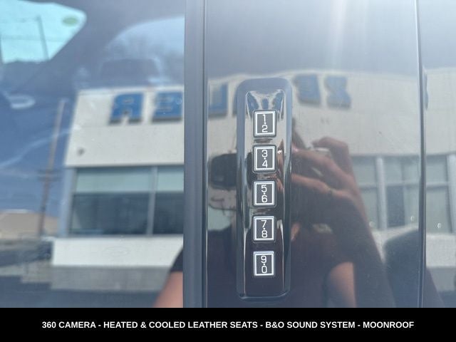 2023 Ford F-150 Lariat TWIN PANEL MOONROOF