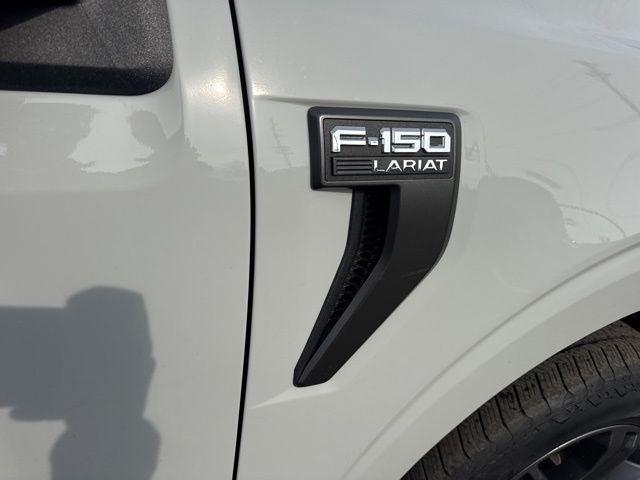 2023 Ford F-150 Lariat TWIN PANEL MOONROOF