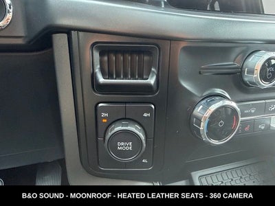 2024 Ford F-150 XLT TWIN PANEL MOONROOF