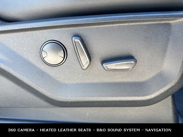 2023 Ford F-150 XLT 5.0 V8 BLACKOUT PACKAGE