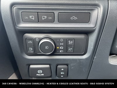 2022 Ford F-150 Lariat POWERBOOST MAX TOW