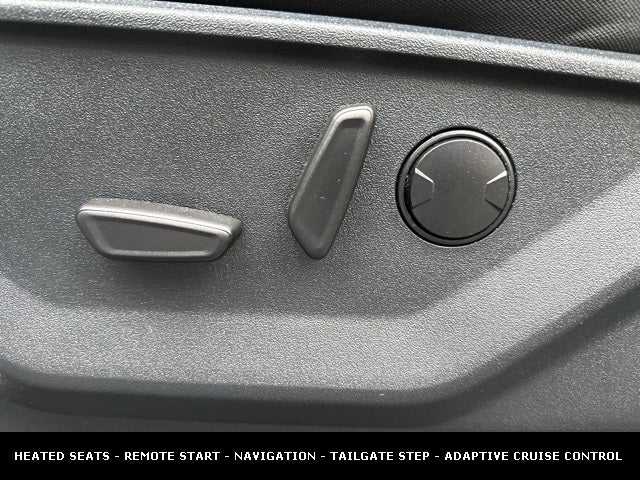 2024 Ford F-150 XLT BLACK APPEARANCE PACKAGE