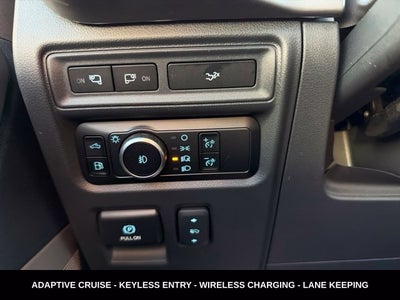 2024 Ford F-150 XLT TWIN PANEL MOONROOF