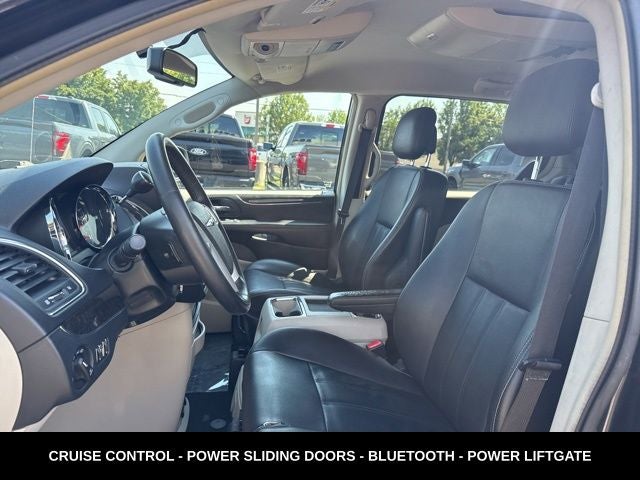 2014 Chrysler Town &amp; Country Touring LOCAL TRADE