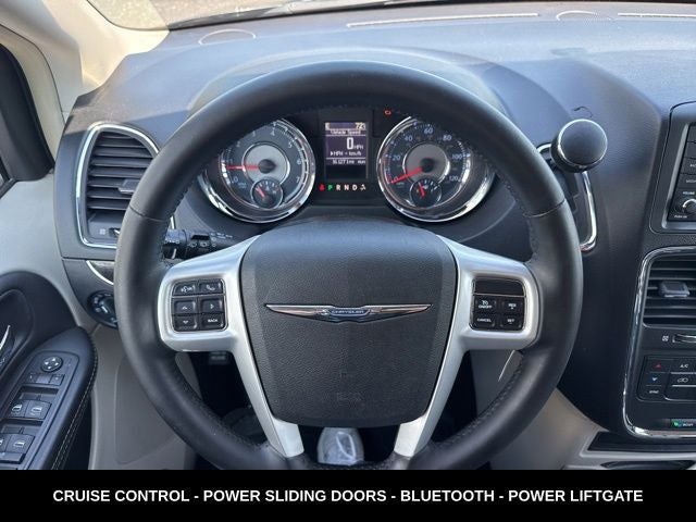 2014 Chrysler Town & Country Touring LOCAL TRADE
