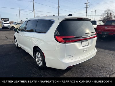 2023 Chrysler Pacifica Touring L STOW N GO SEATING