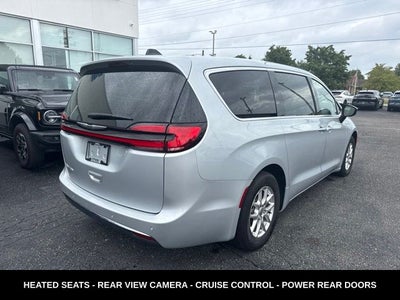 2024 Chrysler Pacifica Touring L STOW N GO SEATING