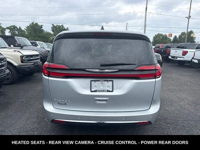 2024 Chrysler Pacifica Touring L STOW N GO SEATING