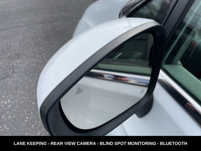 2023 Chrysler Pacifica Touring L HEATED SEATS & STEERING WHEEL