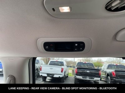 2023 Chrysler Pacifica Touring L HEATED SEATS & STEERING WHEEL