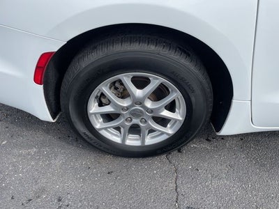 2023 Chrysler Pacifica Touring L HEATED SEATS & STEERING WHEEL