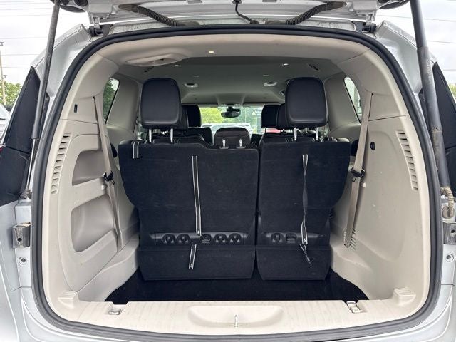 2024 Chrysler Pacifica Touring L STOW N GO SEATING