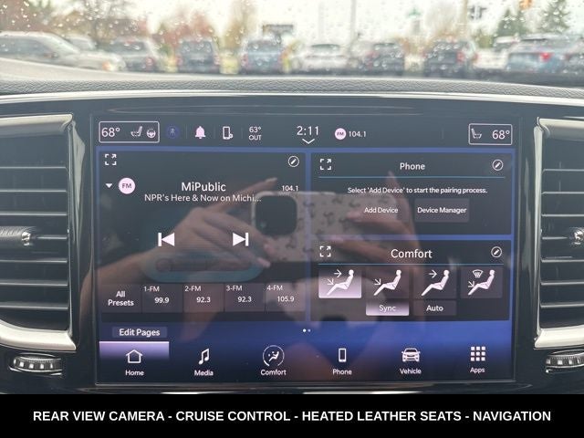 2023 Chrysler Pacifica Touring L HEATED SEATS & STEERING WHEEL