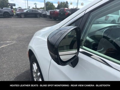 2024 Chrysler Pacifica Touring L STOW N GO SEATING
