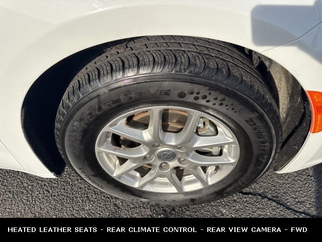 2023 Chrysler Pacifica Touring L STOW N GO SEATING