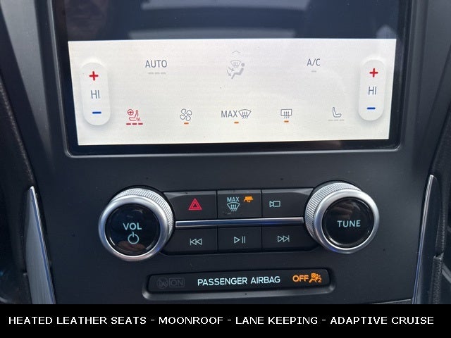 2022 Ford Edge Titanium AWD